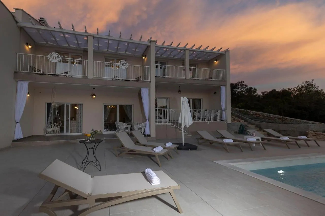Apartment Tilagus Holiday Villa - Nostromo Zman