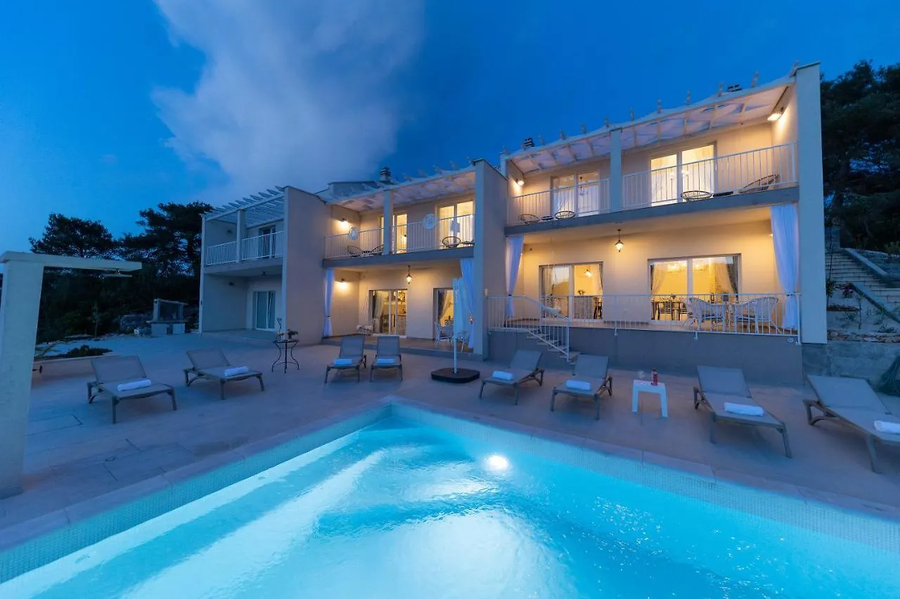 Tilagus Holiday Villa - Nostromo Zman Croatia