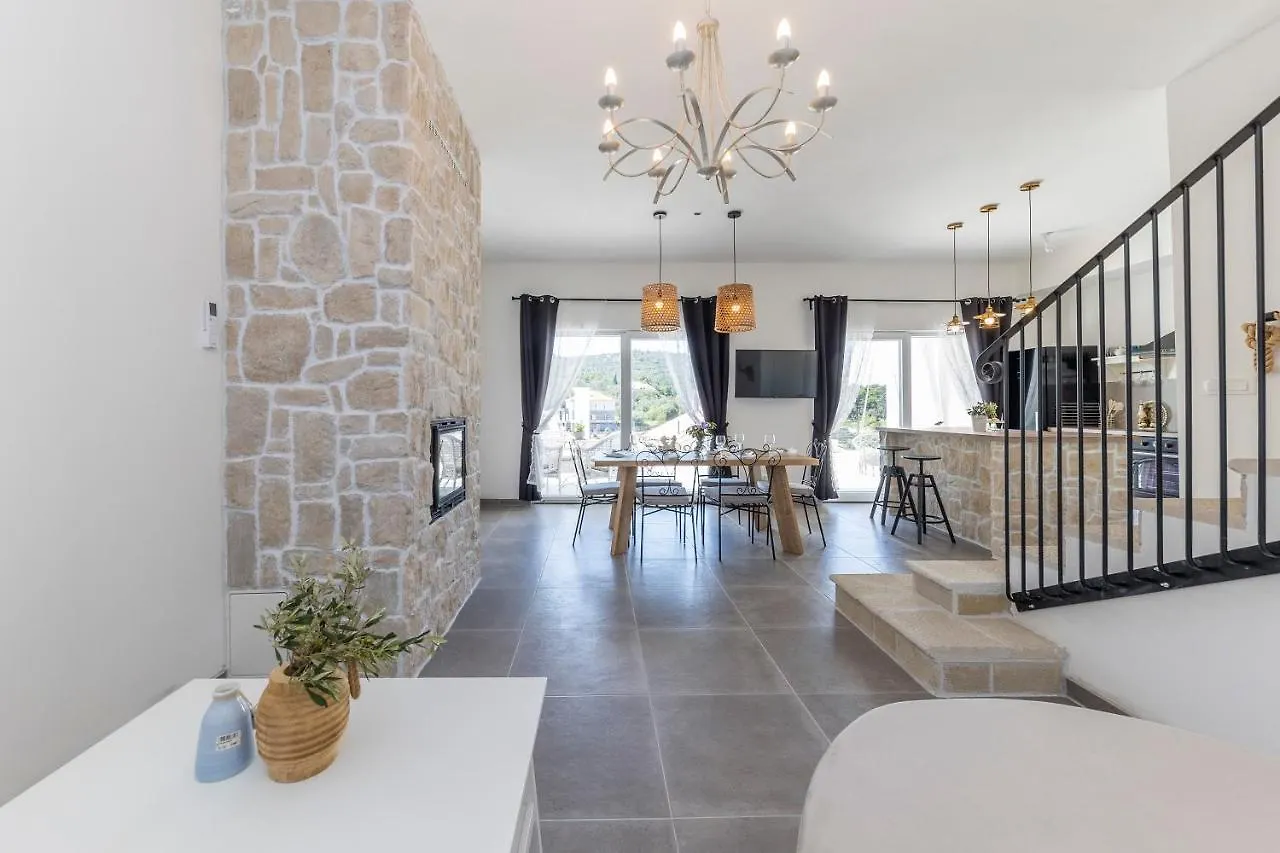 Tilagus Holiday Villa - Nostromo Zman 0*,  Croatia