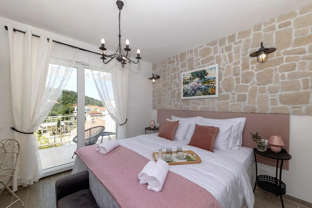 Tilagus Holiday Villa - Nostromo Žman Apartmán